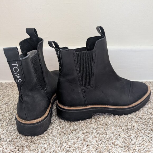 Toms Shoes - TOMS Skylar Chelsea Boot Black Women's Size 8.5